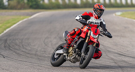 Ducati-Hypermotard-Mono-DWP24-Overview-grid-imgtxt-432x230-03.jpg