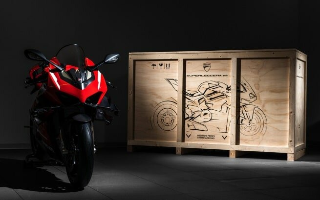 Ducati-Superleggera-XP-03-Gallery-1920x1080-min.jpg