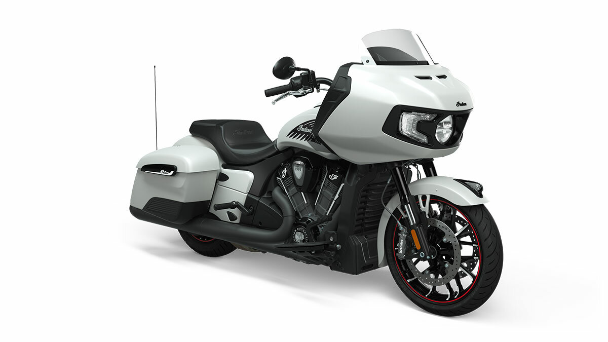 Indian Challenger Dark Horse｜【正規販売店】インディアンモーターサイクル 名古屋／東京｜【公式】Moto Square