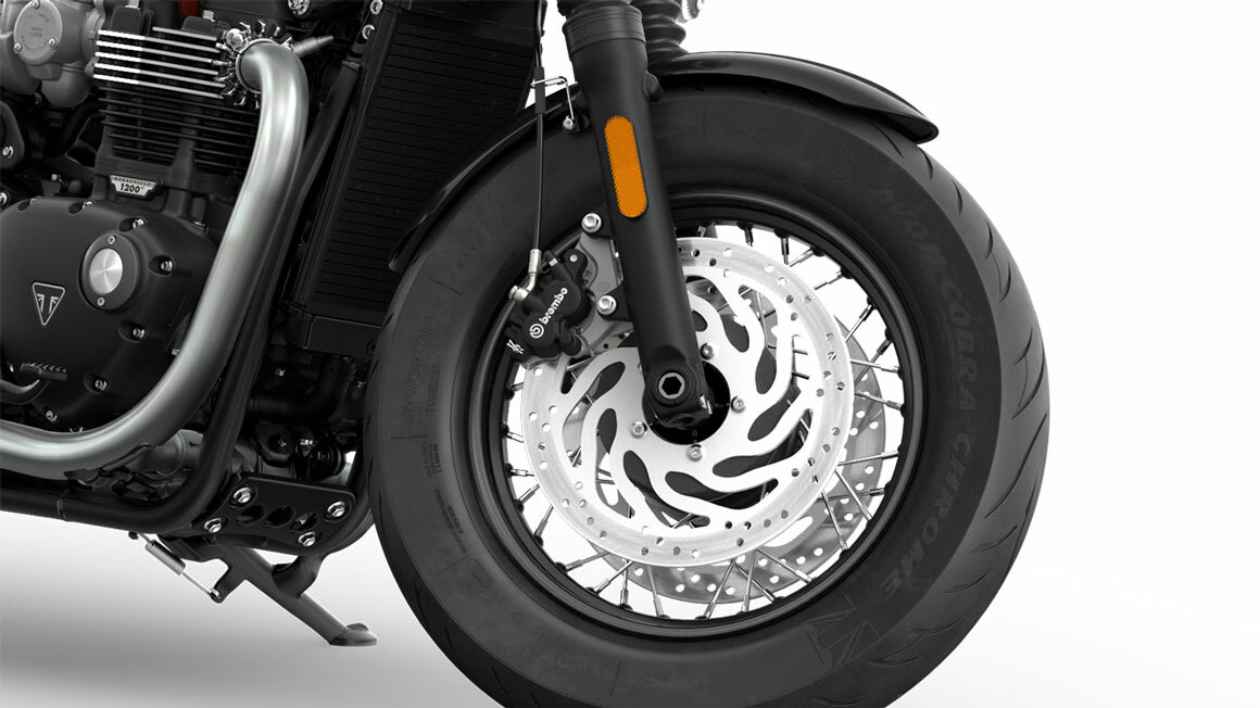 bonneville-bobber-variant-step-carousel-tech-1160x653.jpg