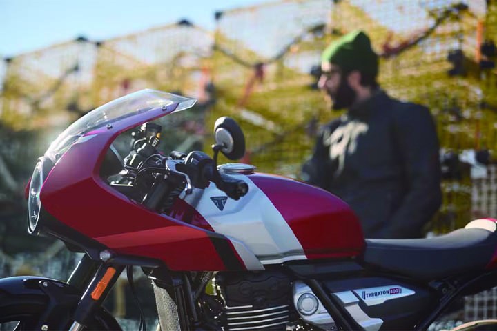 pr6_Thruxton_400.jpg
