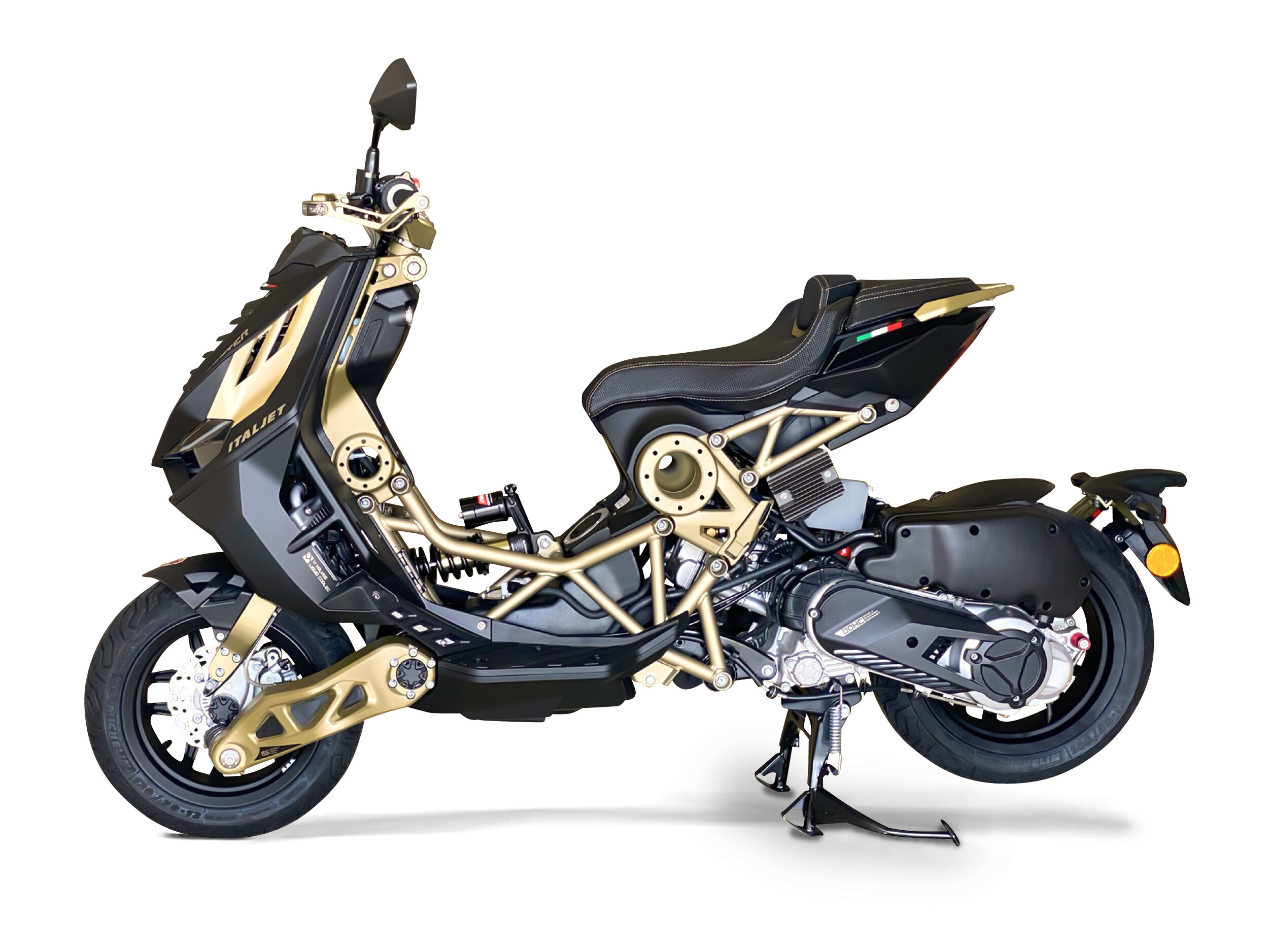 2023_DRAGSTER_Anthracite Gold_R.jpg