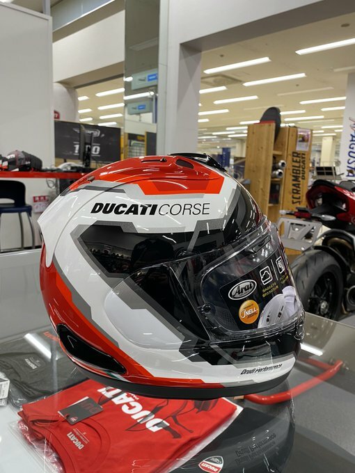 アライ DUCATI ヘルメット