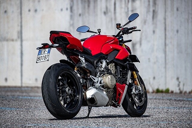 DUCATI STREETFIGHTER V4S