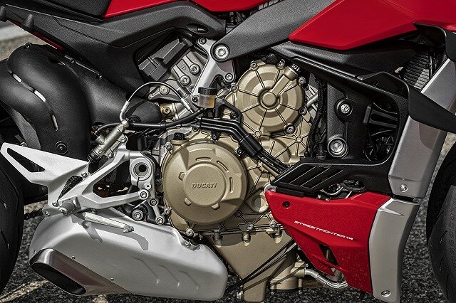 DUCATI STREETFIGHTER V4S