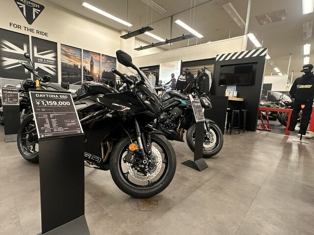 【正規販売店】トライアンフ